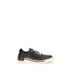 Fendi Black Calf Leather Bos Taurus Low Top Sneakers